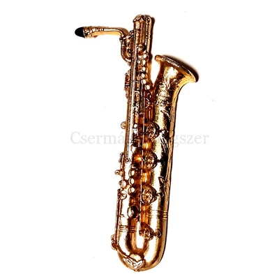 Kitűző. bariton szaxofon Selmer